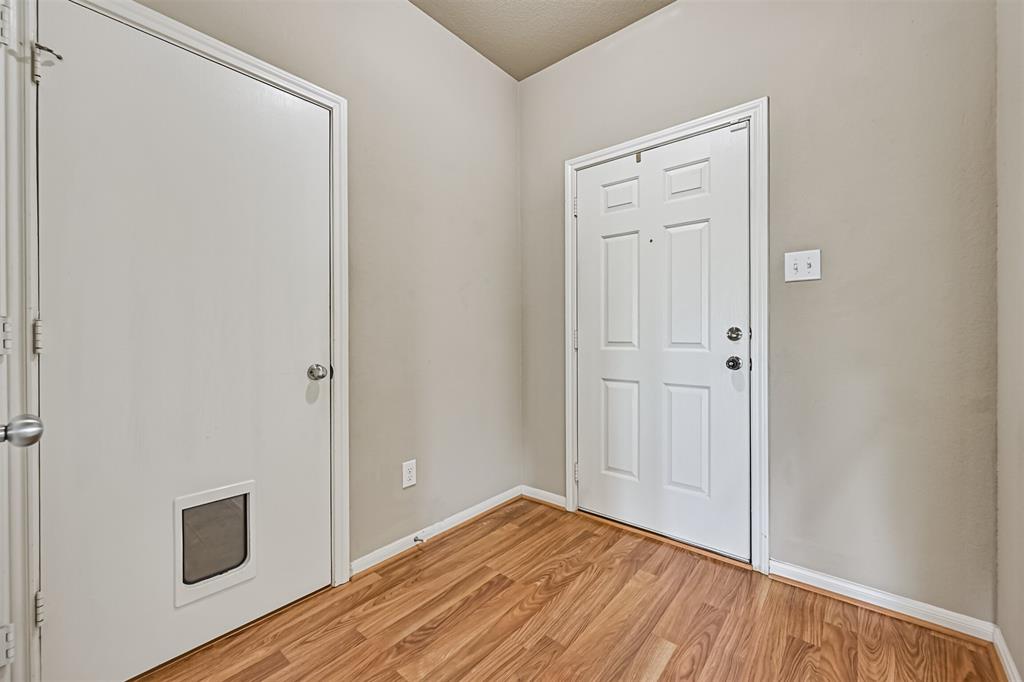 5212 Mcgrath Drive, Alvin, Texas image 6