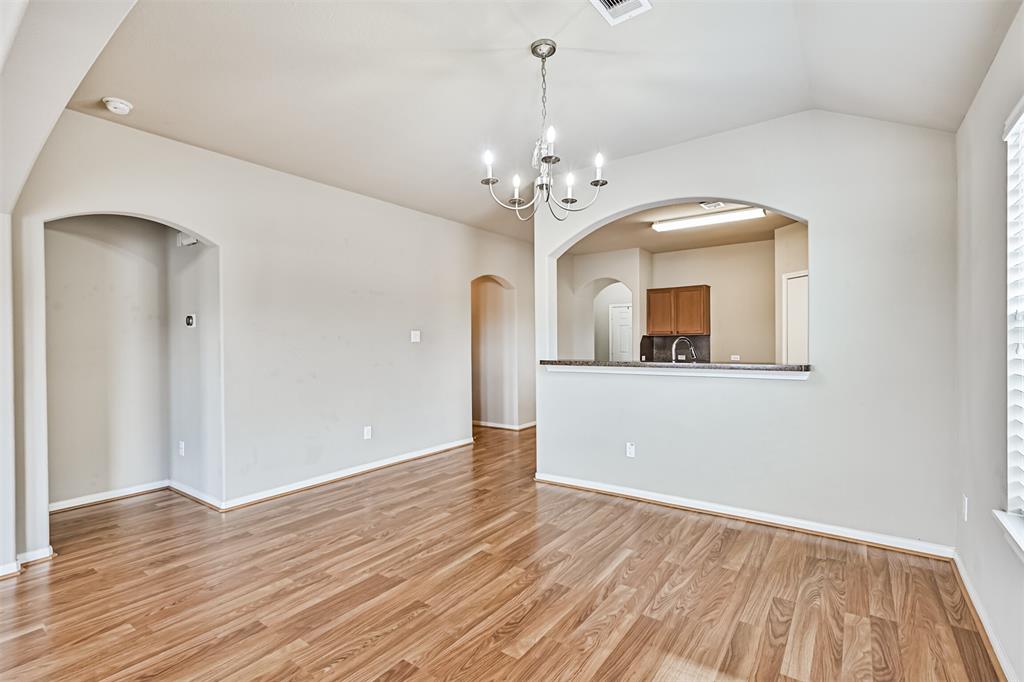 5212 Mcgrath Drive, Alvin, Texas image 15