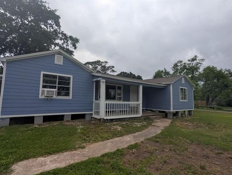 327 Primrose Road 1 Jones Creek TX 77541