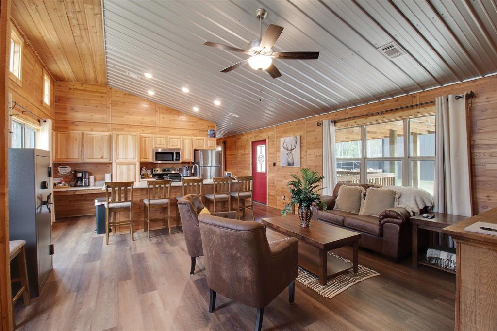 0011 Big Buck Drive, Moscow, Texas image 4