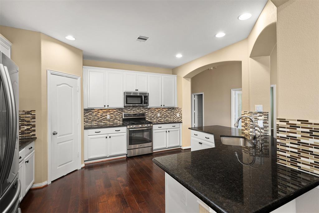 12521 Beacon Cove Drive, Texas City, Texas image 12