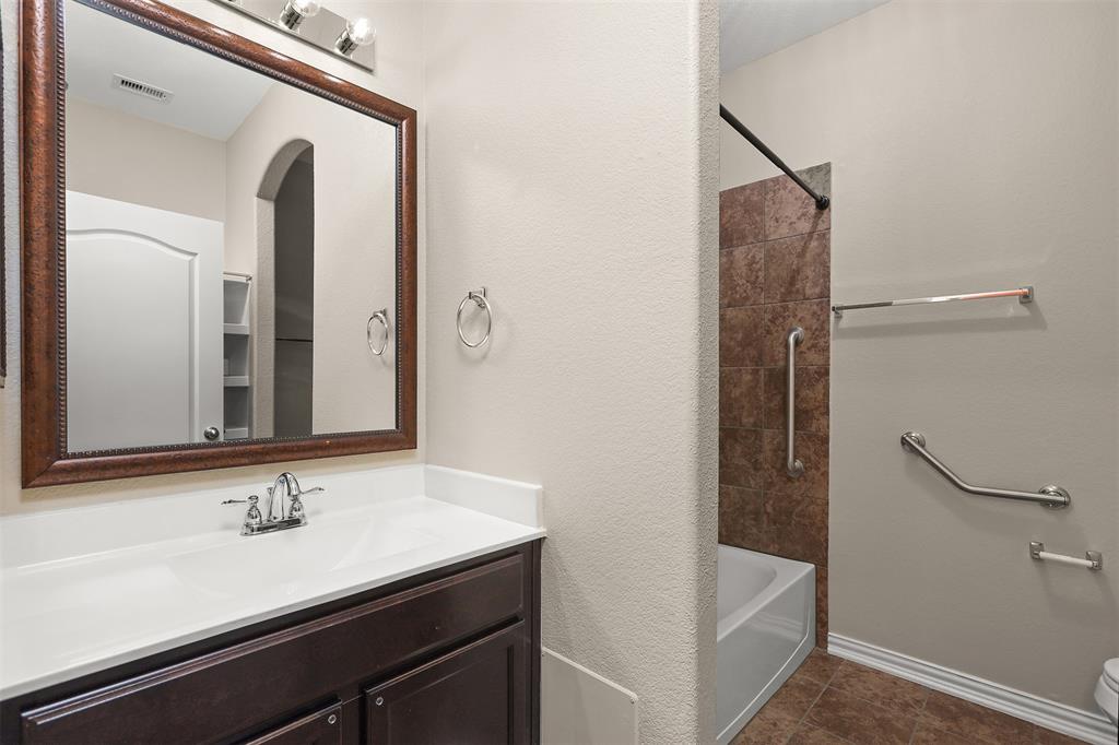 12521 Beacon Cove Drive, Texas City, Texas image 25