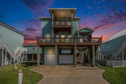 Single Family Residence in Galveston TX 23110 Miramar Circle.jpg
