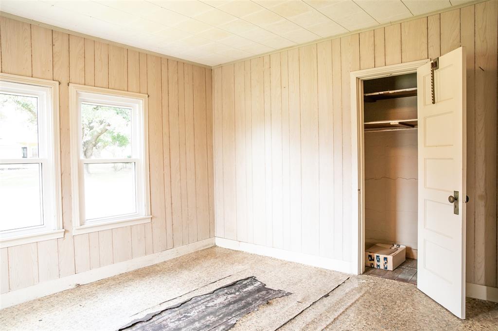 400 N Brazos Street, Burton, Texas image 12