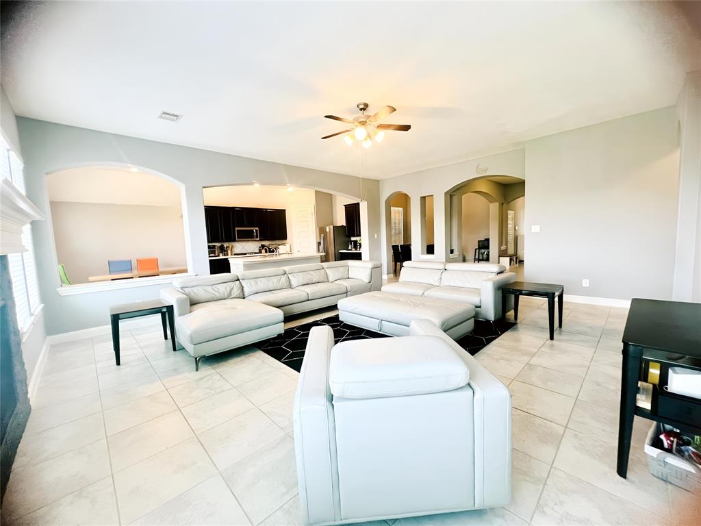 Photo 12 of 37 of 20246 Tarpon Bay Ln house