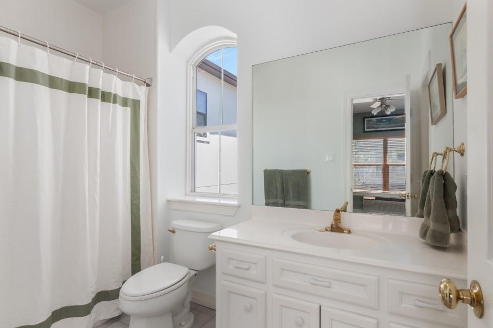 4425 Darsey Street, Bellaire, Texas image 33