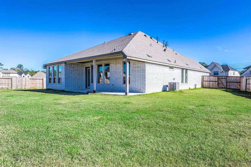 453 Pace Bend Court, New Caney, Texas image 39