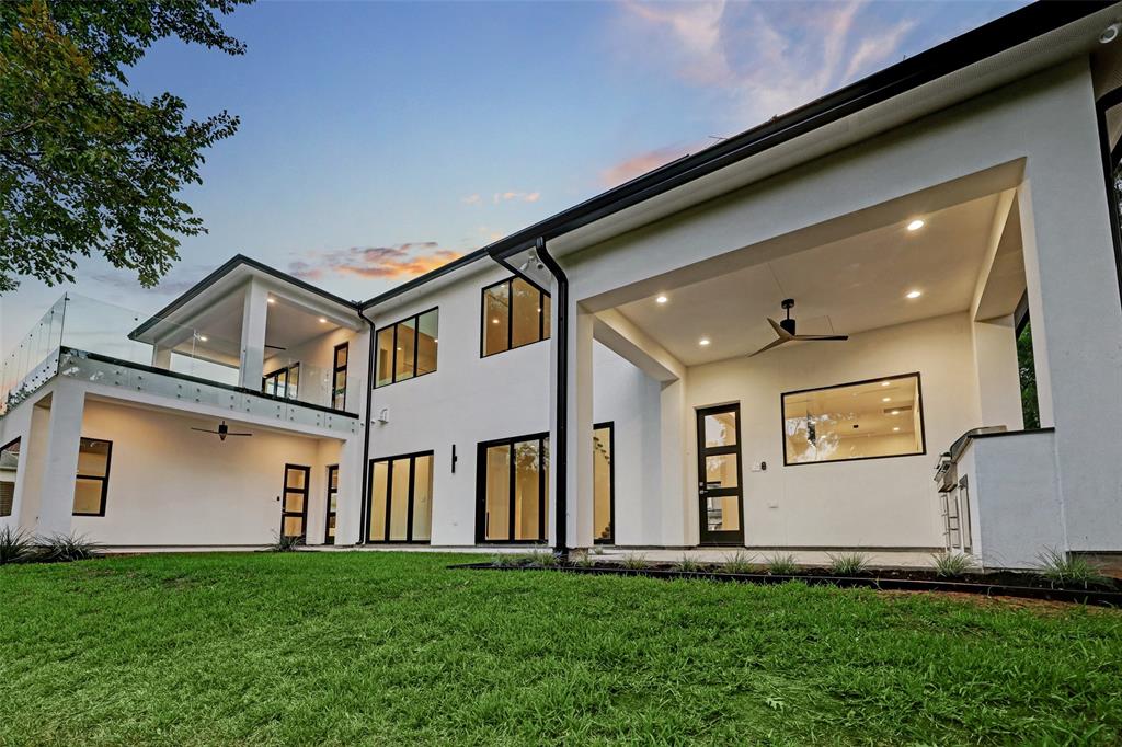 66 Flamingo Landing Drive, Missouri City, Texas image 17