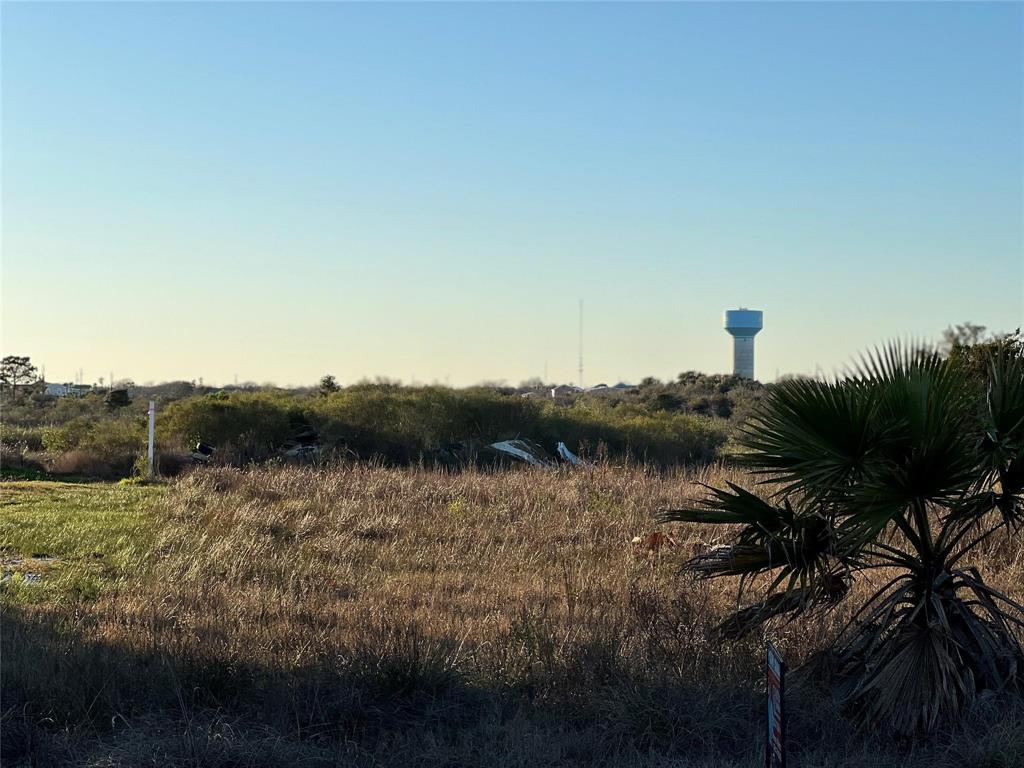 632 18th Street, San Leon, Texas image 3