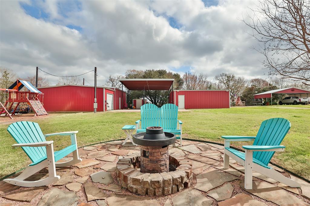 535 Scroggins Lane, Waller, Texas image 37