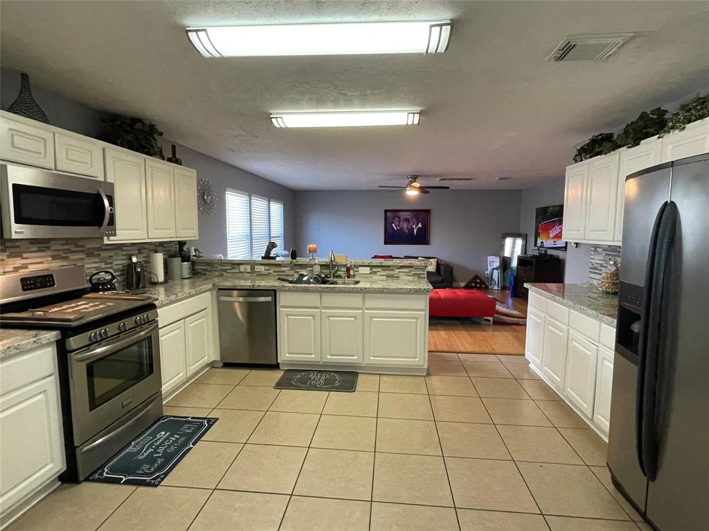9418 Fillmont Lane