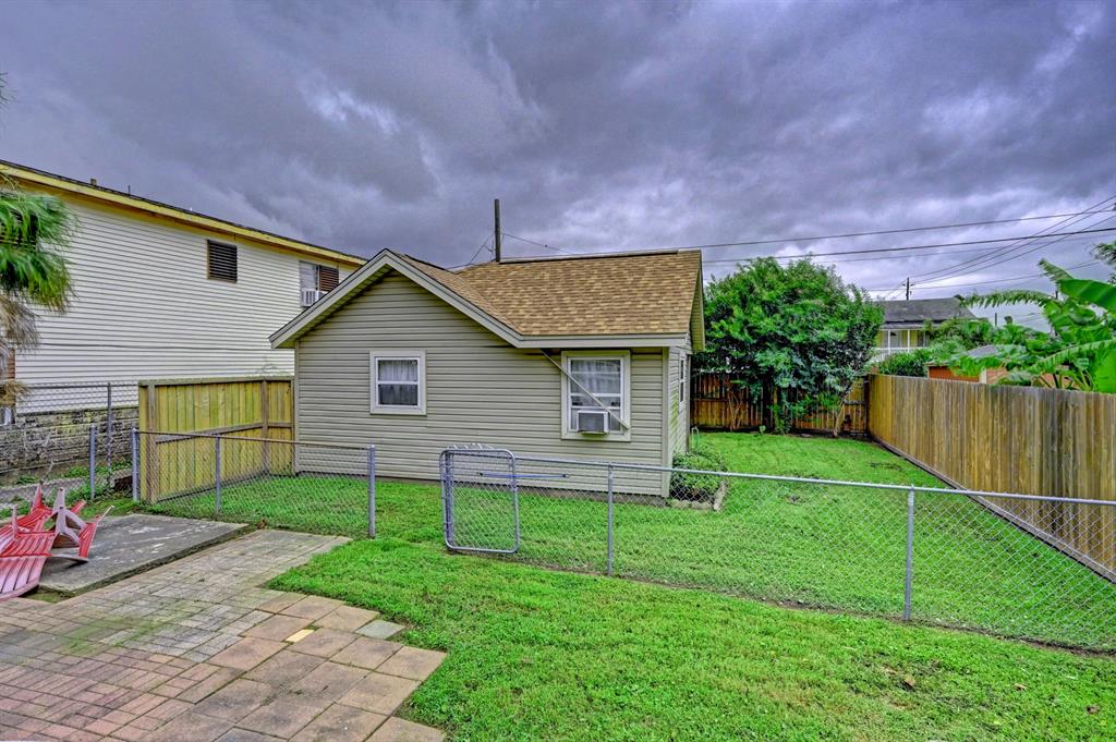 2209 Grover Avenue, Galveston, Texas image 33