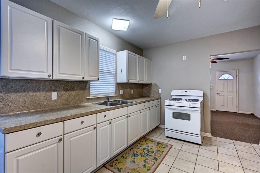 2209 Grover Avenue, Galveston, Texas image 14