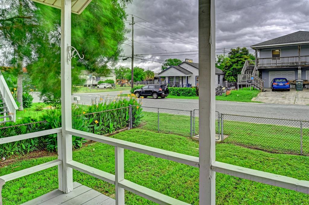 2209 Grover Avenue, Galveston, Texas image 25