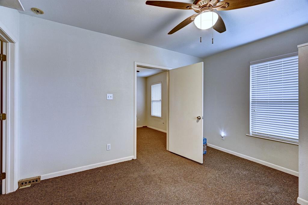 2209 Grover Avenue, Galveston, Texas image 11