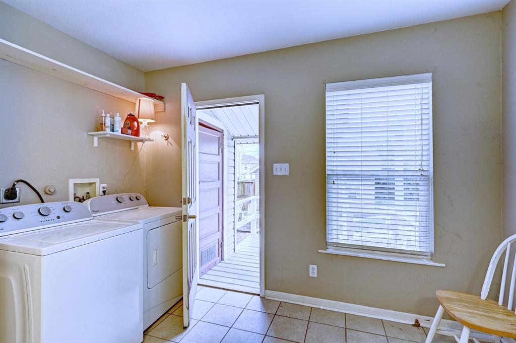 2209 Grover Avenue, Galveston, Texas image 23