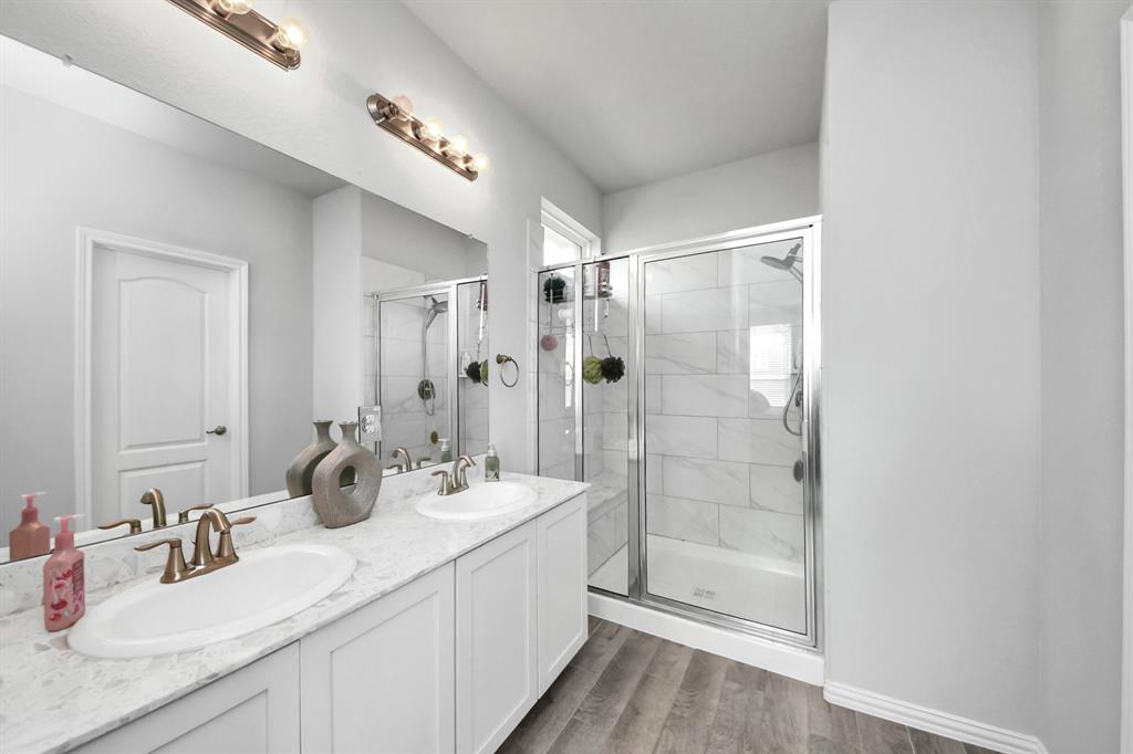 10450 Junction Peak Drive, Rosharon, Texas image 26