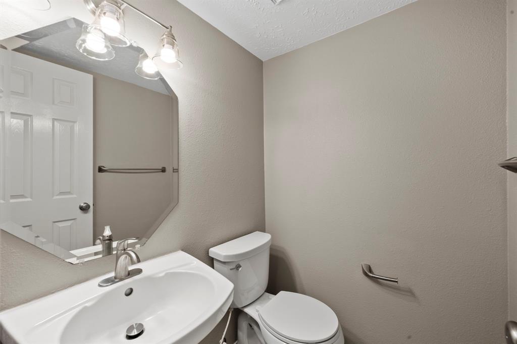 16438 Flint Run Way, Sugar Land, Texas image 18