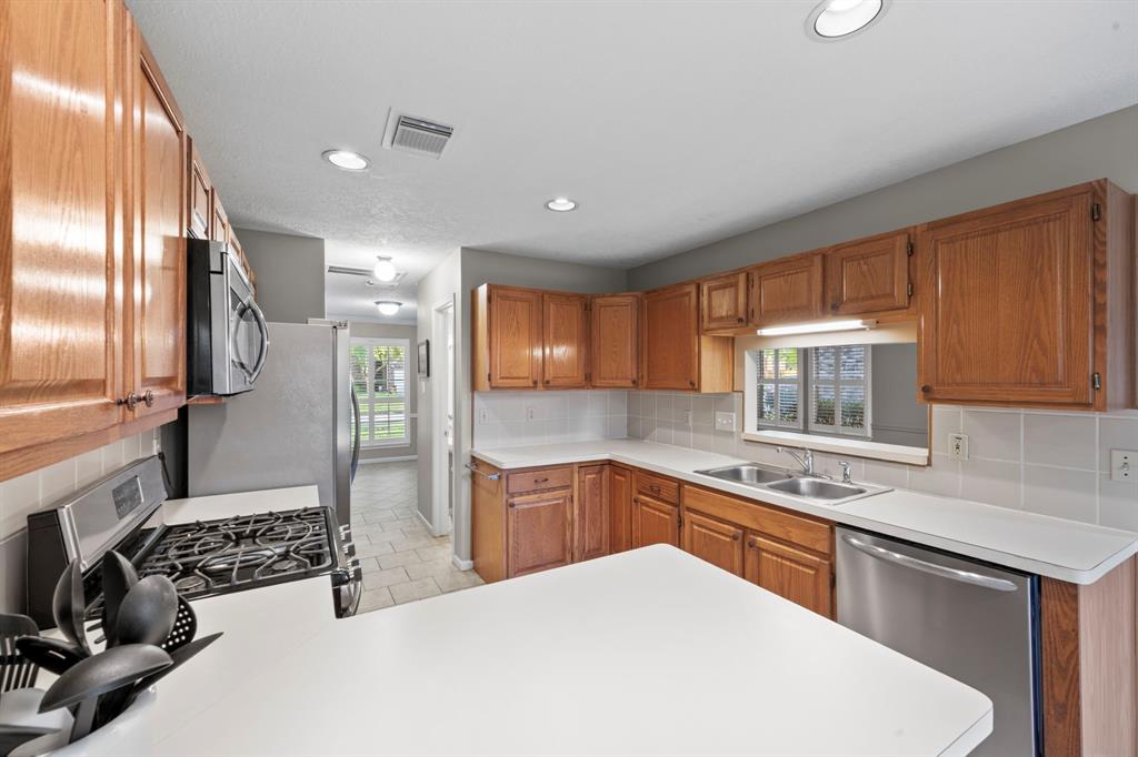 16438 Flint Run Way, Sugar Land, Texas image 16
