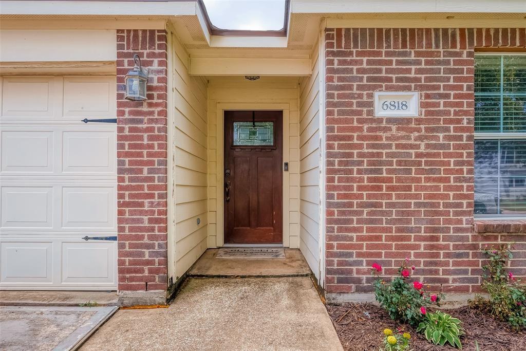 6818 Garnet Trail Lane