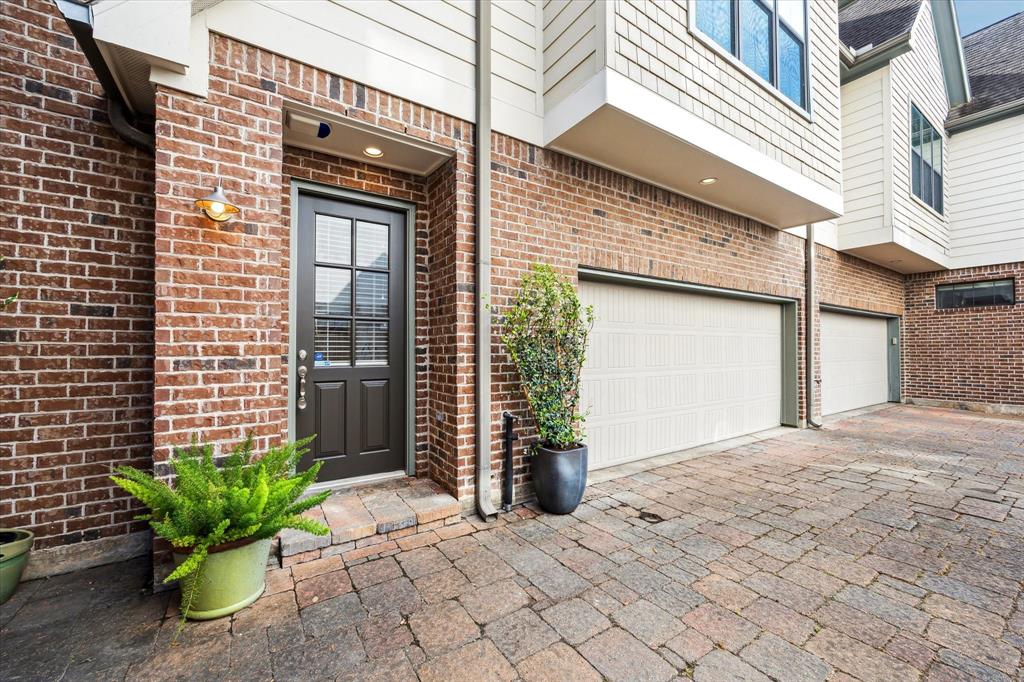 4410 Schuler Street #B, Houston, Texas image 2