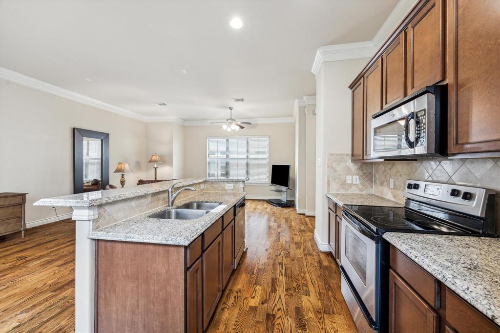 4410 Schuler Street #B, Houston, Texas image 9