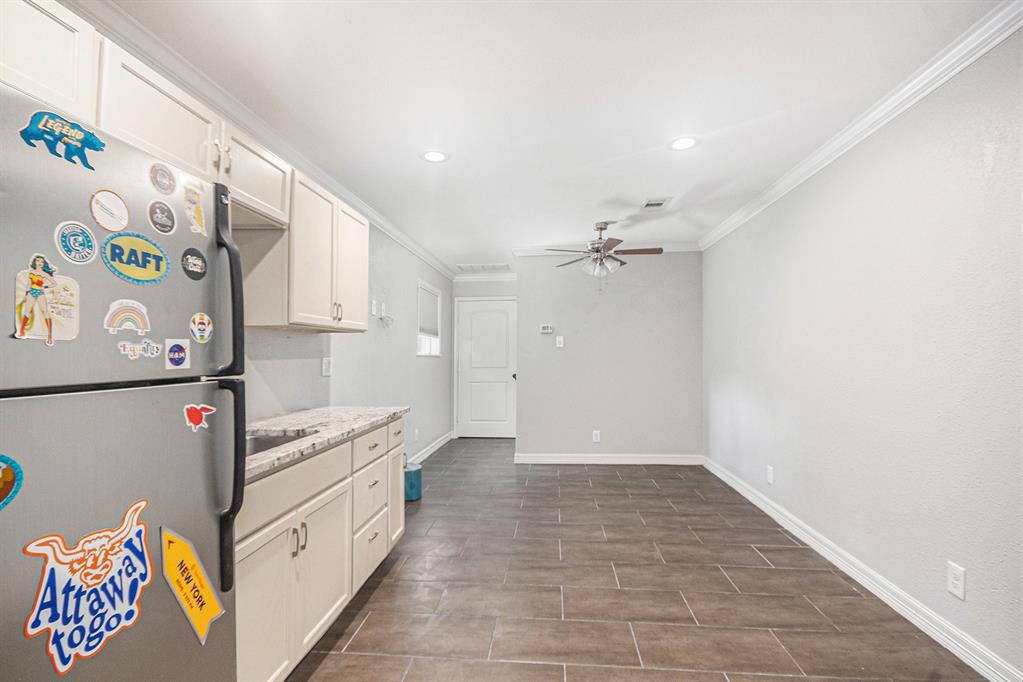 4907 Chestnut Street, Bellaire, Texas image 25