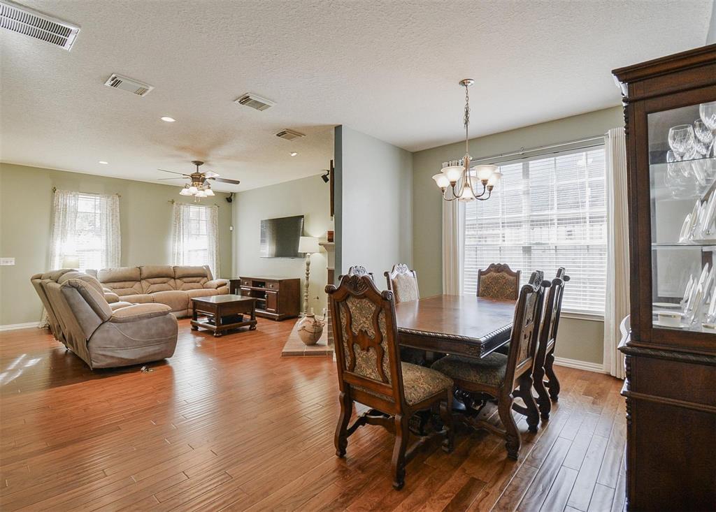 18811 Summer Anne Drive, Humble, Texas image 9