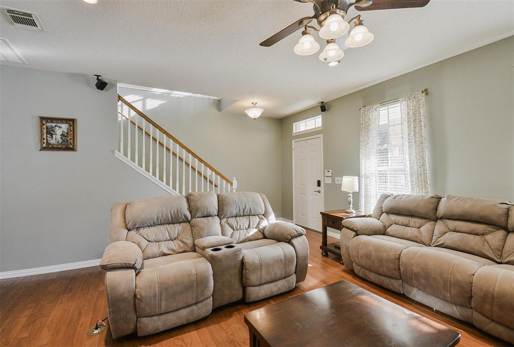 18811 Summer Anne Drive, Humble, Texas image 6