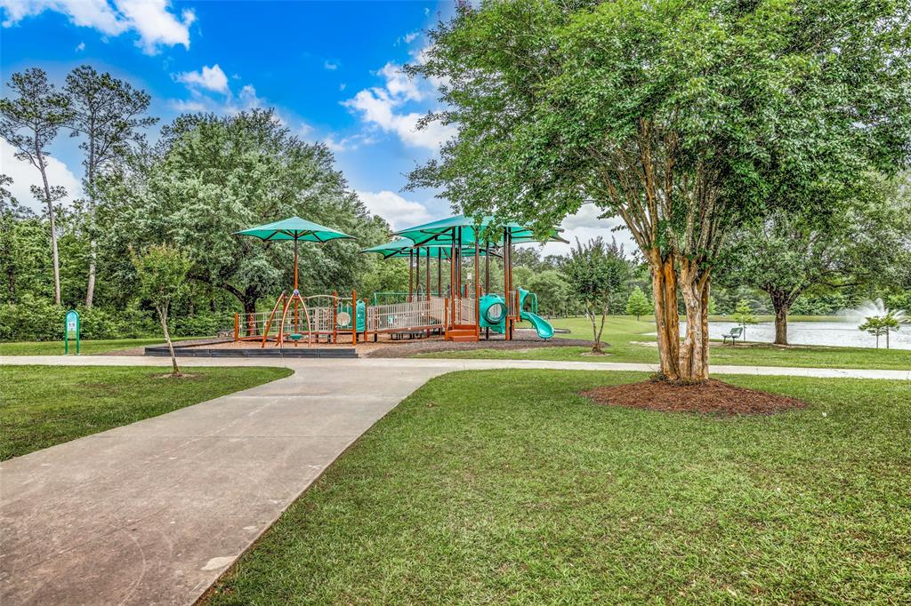 5610 Pinfish Drive, Baytown, Texas image 7
