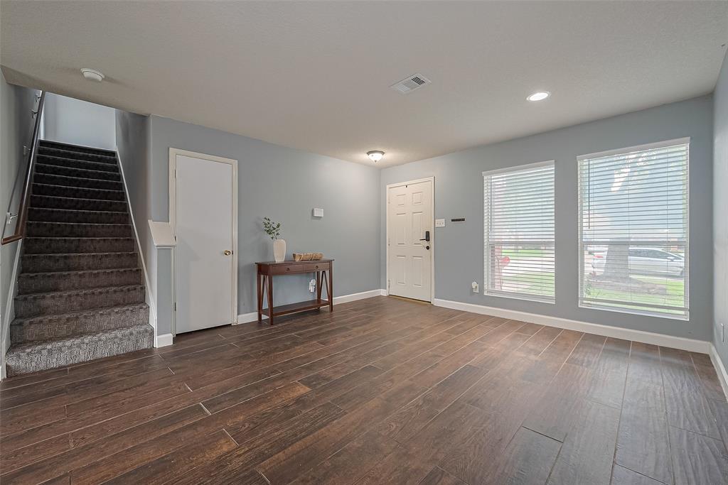 3202 Barkers Crossing Avenue, Houston, Texas image 3