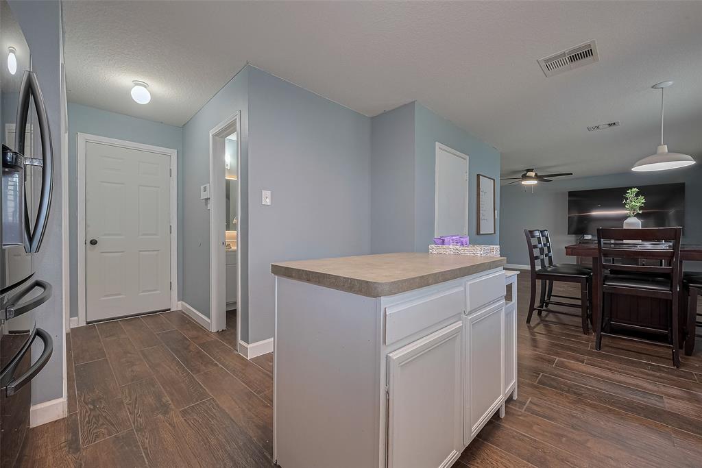 3202 Barkers Crossing Avenue, Houston, Texas image 7