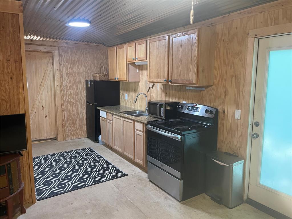 245 Beaver Run, Livingston, Texas image 12