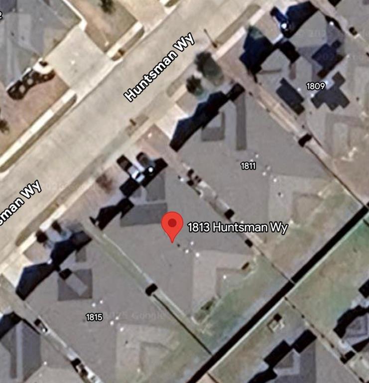 1813 Huntsman Way