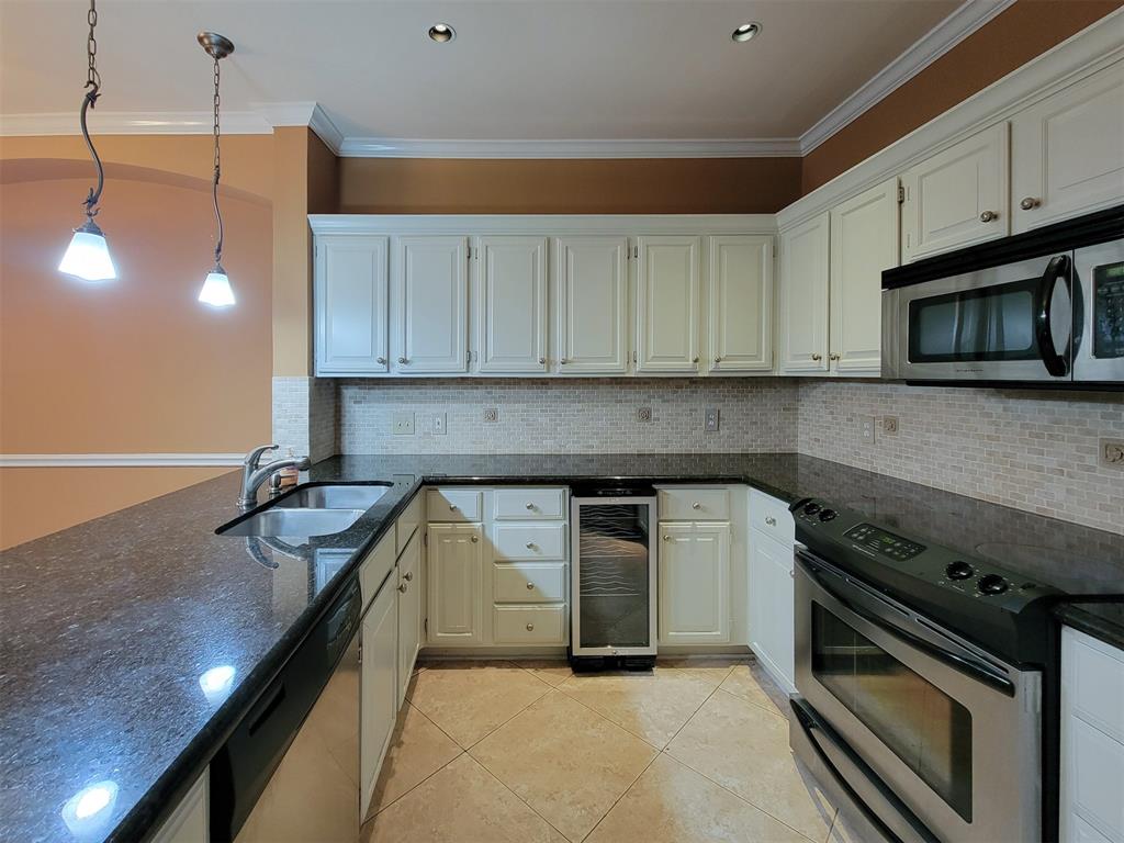 2111 Welch Street #B109, Houston, Texas image 6
