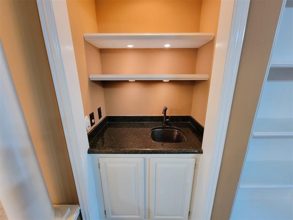 2111 Welch Street #B109, Houston, Texas image 12
