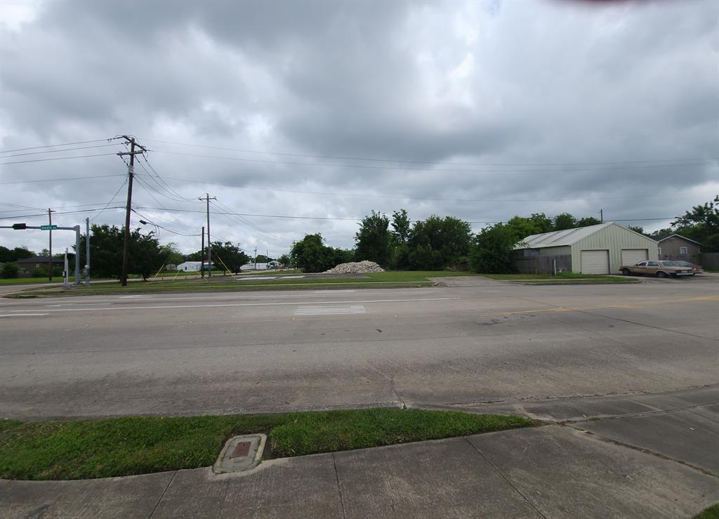 3106 Hwy 3 Highway, Dickinson, Texas image 2