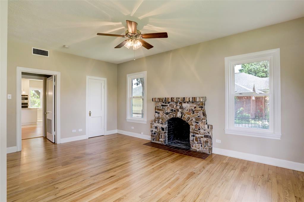 1908 S Austin Street, Brenham, Texas image 21