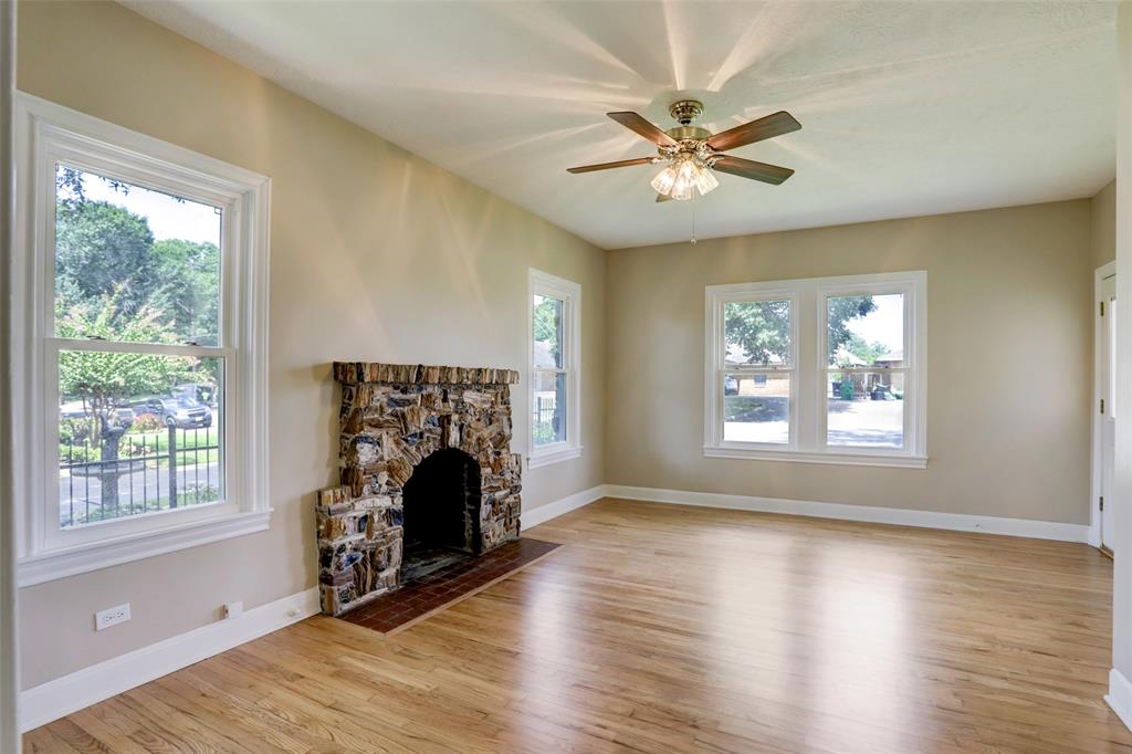 1908 S Austin Street, Brenham, Texas image 20