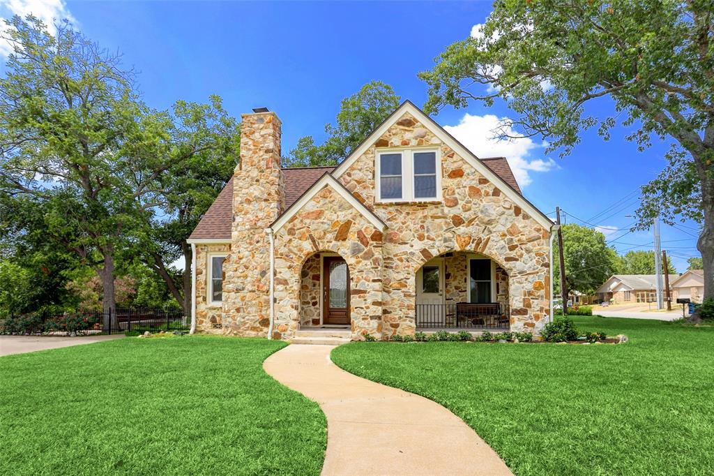 1908 S Austin Street, Brenham, Texas image 1