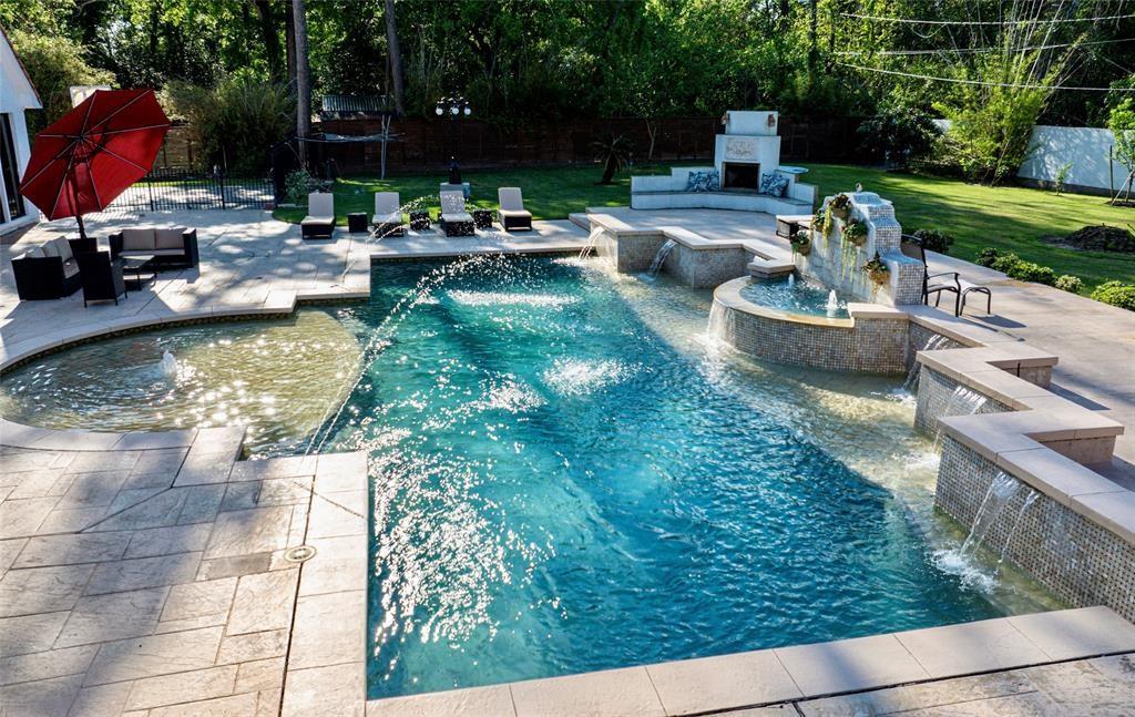 9105 Memorial Drive