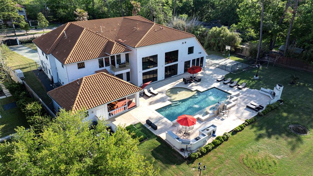 9105 Memorial Drive