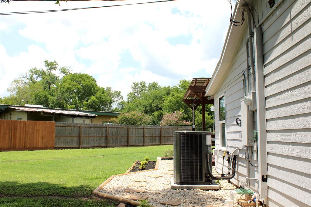 528 Prairie Street, Columbus, Texas image 30