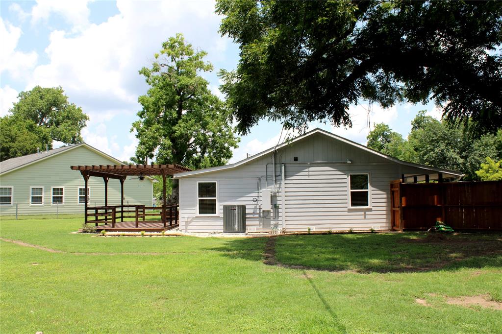 528 Prairie Street, Columbus, Texas image 31