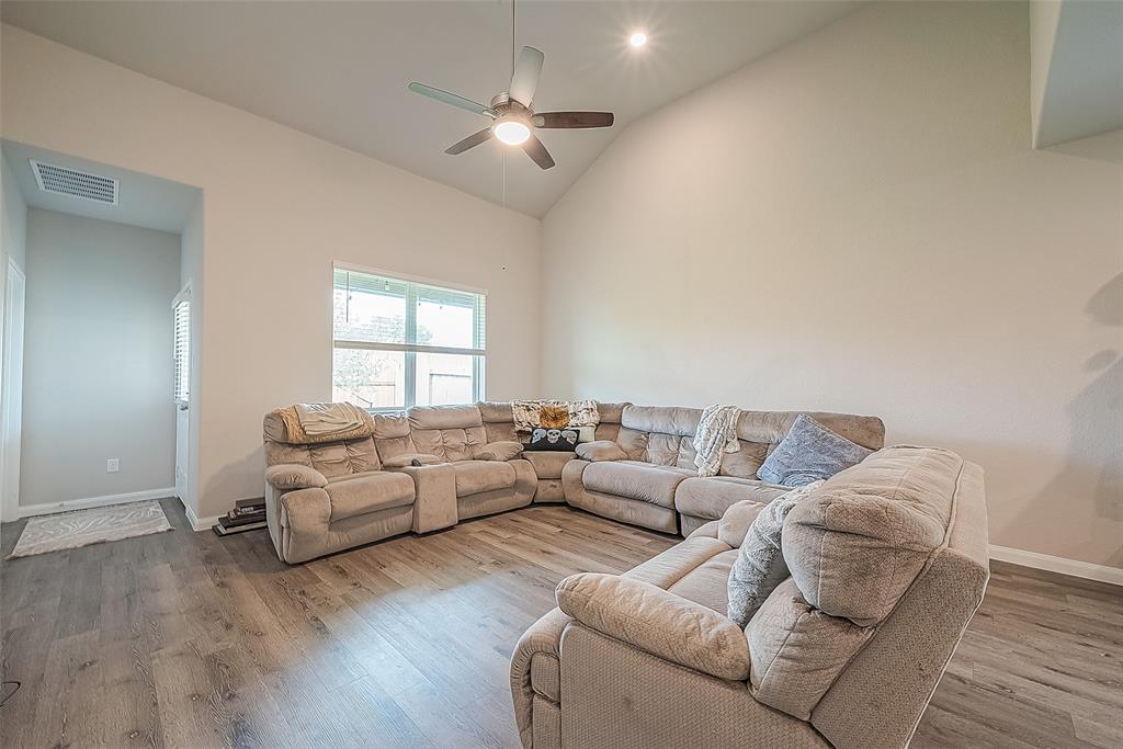 1317 Mount Bassie Trail, Conroe, Texas image 21