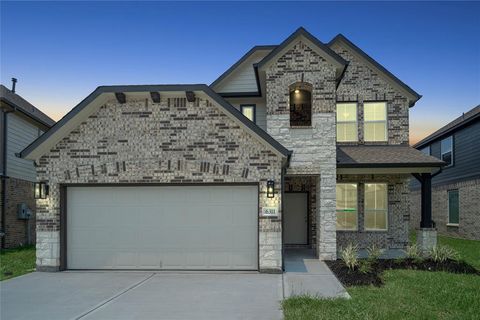 Single Family Residence in Humble TX 6311 Leaning Cypress Trail.jpg