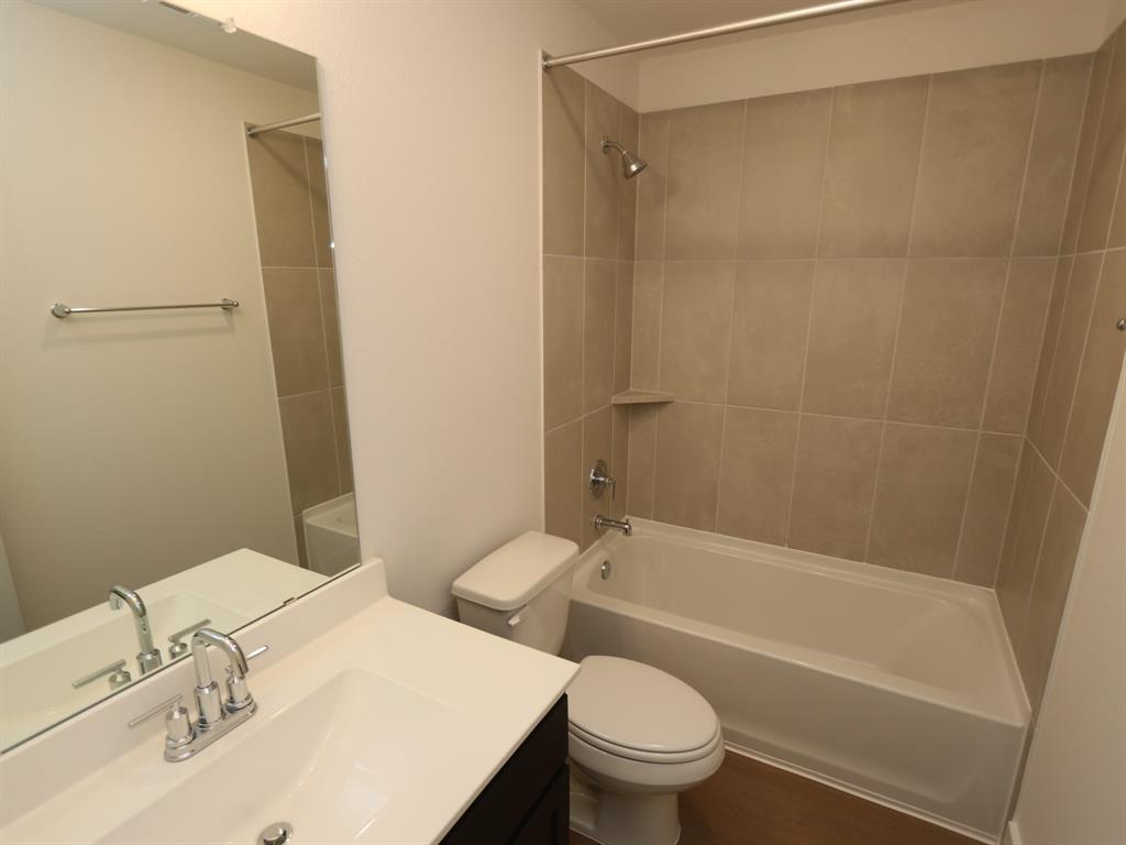 3613 Moraine Lake Drive, Santa Fe, Texas image 19