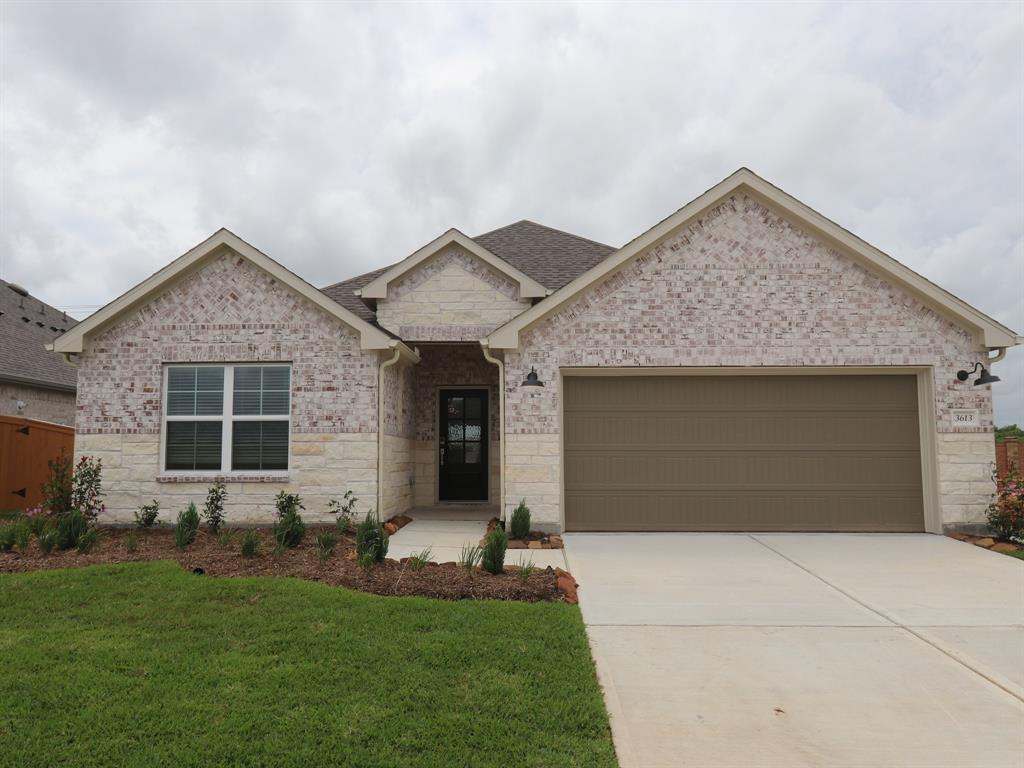 3613 Moraine Lake Drive, Santa Fe, Texas image 1