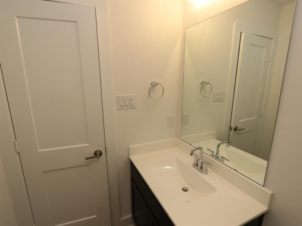3613 Moraine Lake Drive, Santa Fe, Texas image 18
