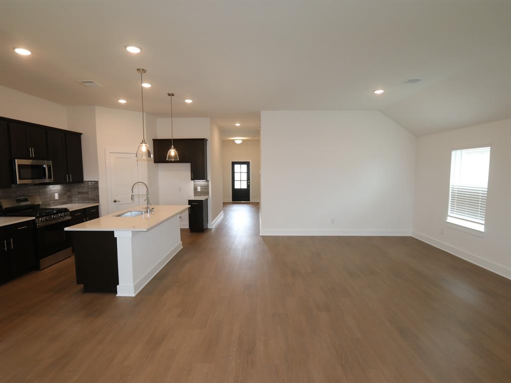 3613 Moraine Lake Drive, Santa Fe, Texas image 11